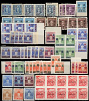 台灣早中近期零散新票一冊共923枚(常用票及欠資),含華南版改值,鄭成功像及其加蓋改值,單位票加蓋限台灣貼用及新台幣改值,地圖,一二三版莒光樓,雁行圖,一二三版中山樓,先聖先賢,莊敬自強,九大建設,國旗,松竹梅;部分高額票配套好用,部分輕貼,請網上瀏覽全貌,日本回流品像佳