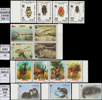 1969~1996年各國動物專題郵票一組,均為新票不重複,含:套票55套,小全張8枚,目錄價約USD$250元,國家包括有:剛果,尼加拉瓜,澳洲,瑞典,南極洲,羅馬尼亞,所羅門群島,那密比亞,幾內亞,南非,波扎那,吐瓦魯,斯里蘭卡,辛巴威,坦尚尼亞,曼島,賴比瑞亞,葉門,馬達加斯加,甘比亞,保加利亞,吉里巴斯,尼泊爾,波蘭,沙加,南斯拉夫,巴西,蒙古,賽席爾,印度,阿根廷,匈牙利,烏茲別克,模里西斯,紐西蘭等,其中還包含WWF:孟加拉食魚鱷,莫三比克羚羊,愛爾蘭松貂,薩摩亞蝙蝠,摩爾多瓦黑蛇,巴林羚羊,吉爾吉斯豹,愛沙尼亞松鼠,蘇丹野馬,寮國黑熊,艾提瓜巴布達鳥等等,品種豐富,整理有序並附每套名稱及國名,品像混合,大多數保存佳,請網上瀏覽(Page 250)