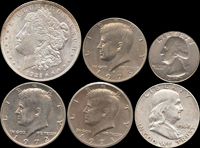 美國(AMERICA)錢幣共6枚,包括:(1)1921年摩根ONE DOLLAR銀幣,XF;(2)1962年富蘭克林D記HALF DOLLAR銀幣,XF;(3)1971,1972,1973年甘迺迪HALF DOLLAR鎳幣各1枚;(4)1972年QUARTER DOLLAR 鎳幣,XF