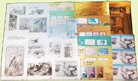 台灣近期郵品一組,包括:(1)青花瓷(107年版)小全張三連張13件;(2)局贈豪華張50枚,含:青花瓷(103.107.108年版).三友百禽圖.台灣野生菇(第二輯).八色鳥.清郎世寧古畫.藍腹鷴等,多重複;(3)試色票:清郎世寧古畫-聚瑞圖軸.花底仙尨軸各3枚.阿玉錫持矛盪寇圖卷6枚.交阯果然軸8枚,高山花卉-繡球藤2枚.玉山小米草4枚.一點紅3枚.黑斑龍膽4枚,燈塔(99年版)-塭港堆燈塔.琉球嶼燈塔各1枚.白沙岬燈塔2枚;(4)局贈金箔小全張8枚,含帝王4枚.臺北2008第21屆亞洲國際郵展紀念3枚.清明上河圖1枚;以上品種豐富多重複,品像混合,多數保存佳,VF-F;歡迎至官網瀏覽全貌