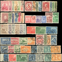 民國時期舊票34套,包括:孫總理國葬.譚院長.憲法紀念.中華郵政開辦25週年紀念.美國開國150週年.陸海軍大元帥就職紀念.國民政府統一紀念.中華郵政開辦40週年.蔣主席六秩壽辰.慶祝勝利.行憲紀念.新生活運動紀念.資助防癆附捐.國父逝世20週年等,品像混合或有重複,部分輕貼,F-VF,歡迎至官網瀏覽全貌