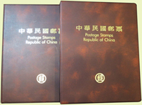 臺灣2000年及2001年全年度三孔精裝年度冊各1本,共2本,均含郵票.型張,總面值共計NT$1893元,VF;總重約2328公克